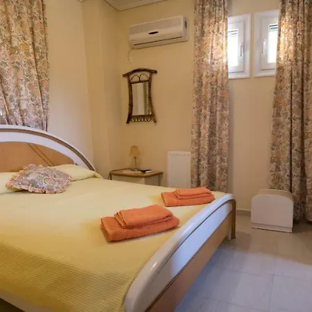 Eleni Apartment Drosia (Central Greece)